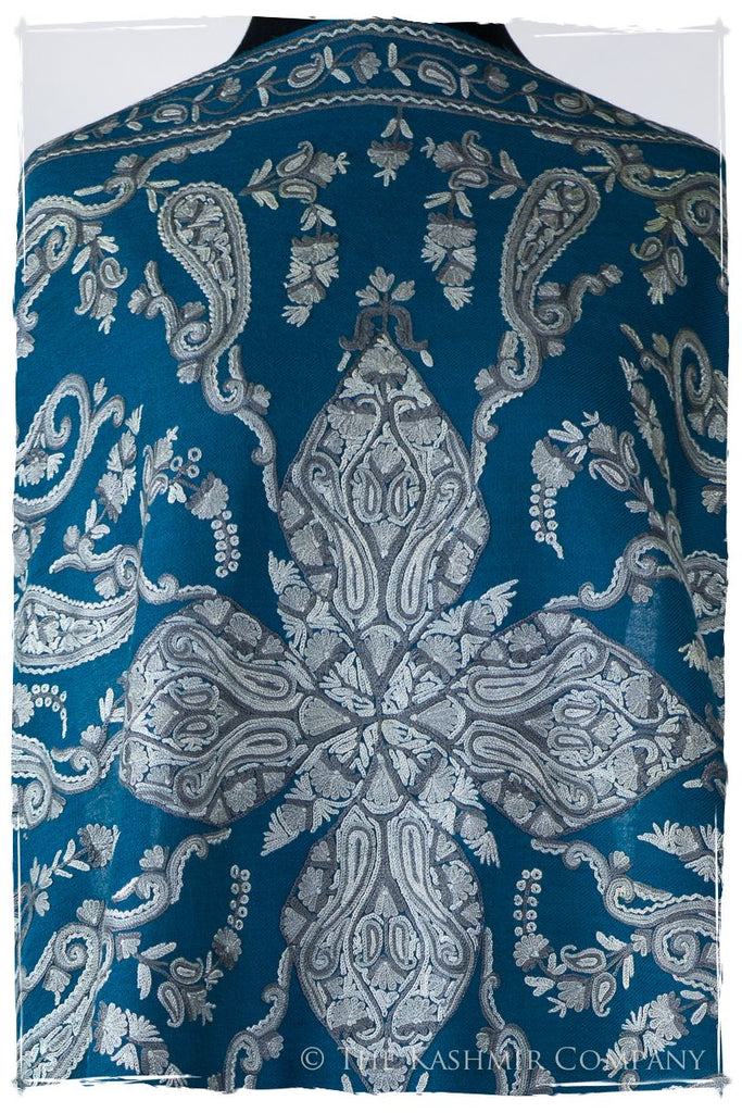 Rococo Palais de Marée Bleue Antiquaires Shawl