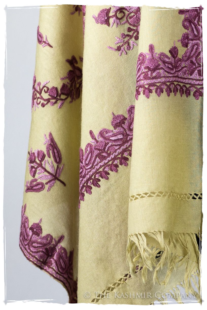 Frontière de l'Acadie Française Paisley Provence Shawl