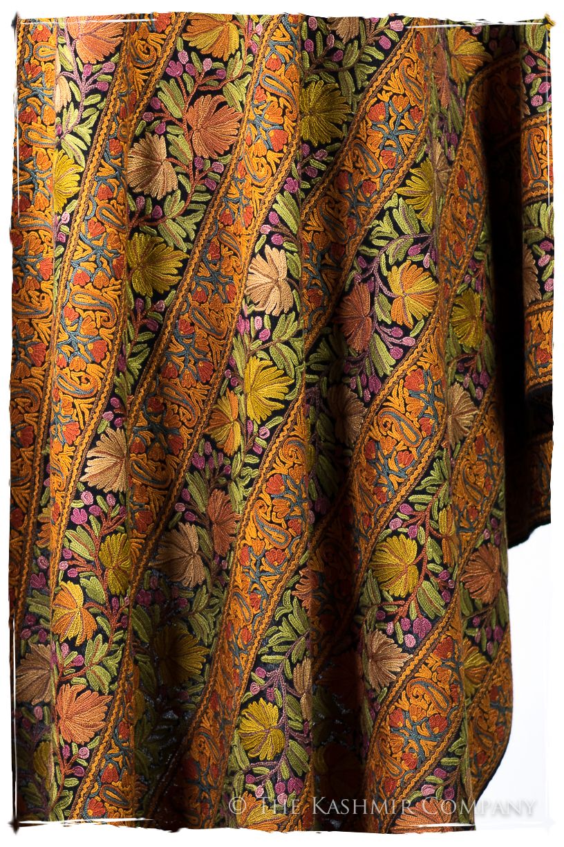 Jardin du Cachemire Antiquaires Shawl
