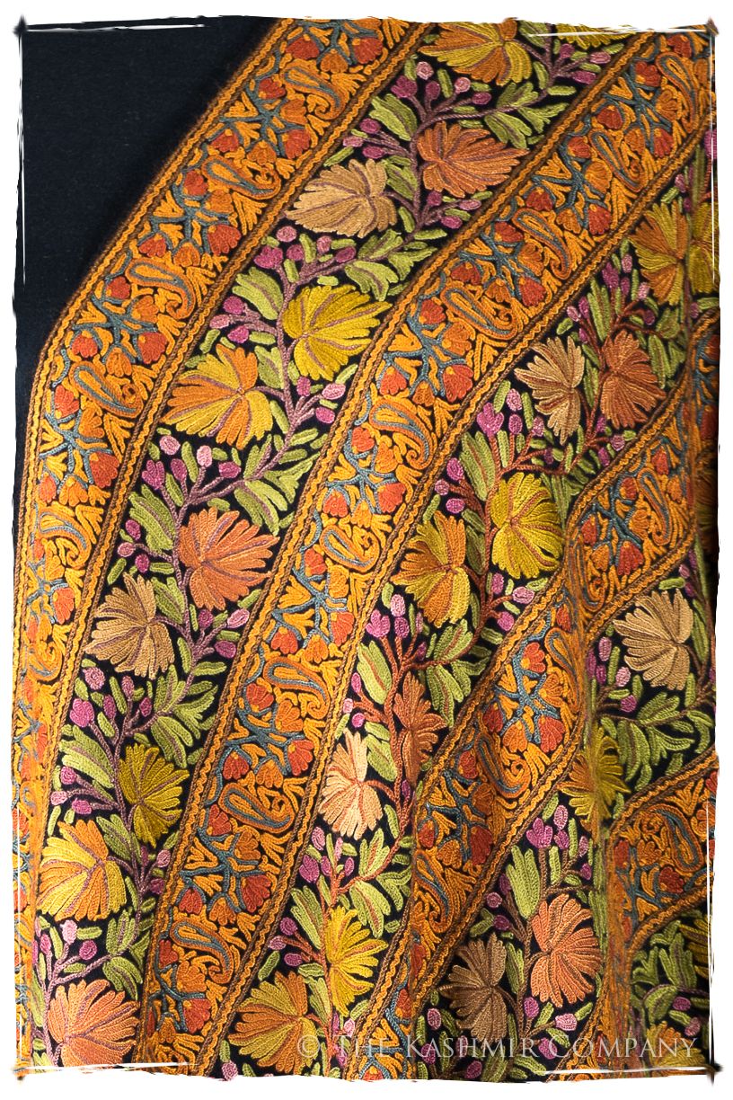 Jardin du Cachemire Antiquaires Shawl