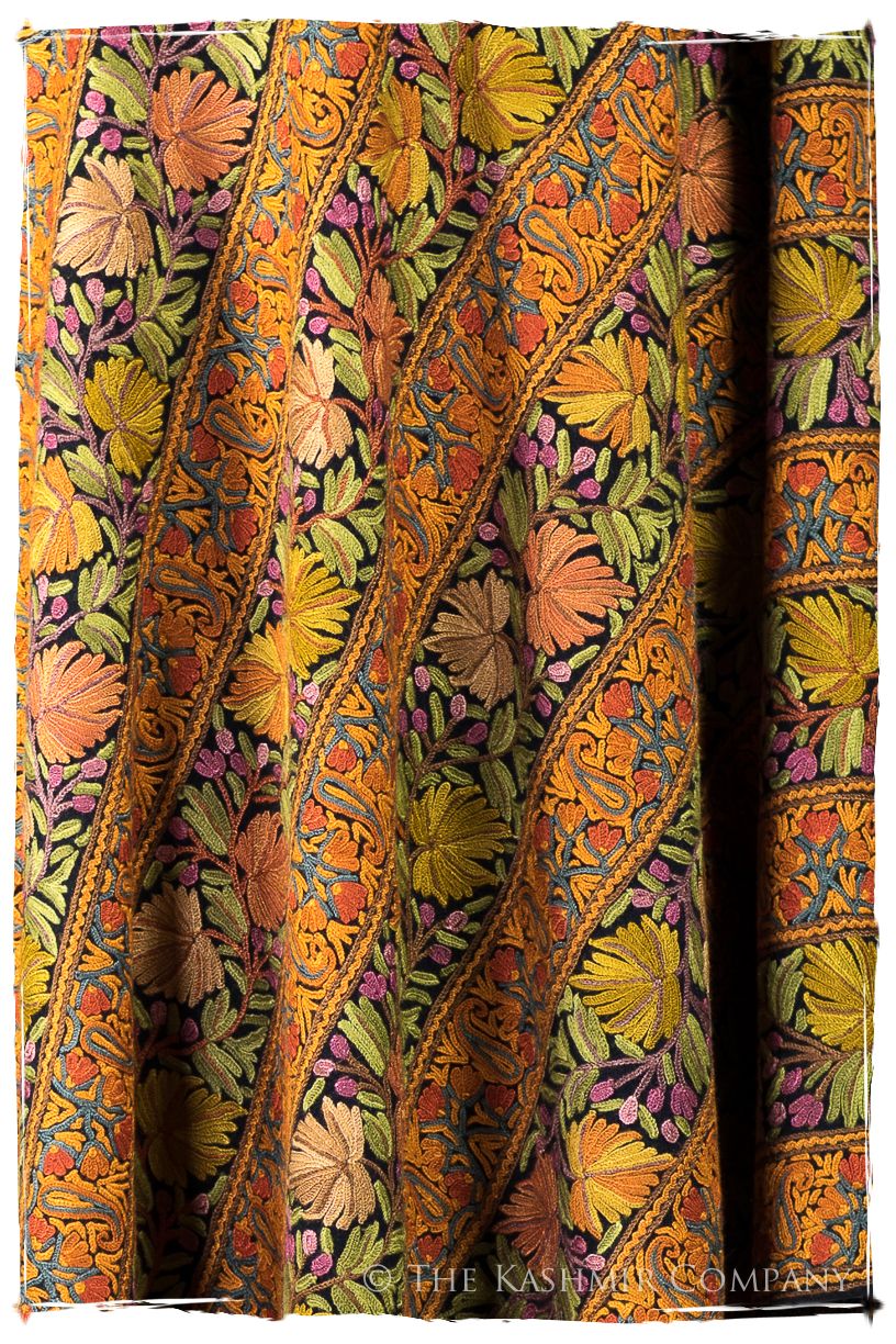 Jardin du Cachemire Antiquaires Shawl
