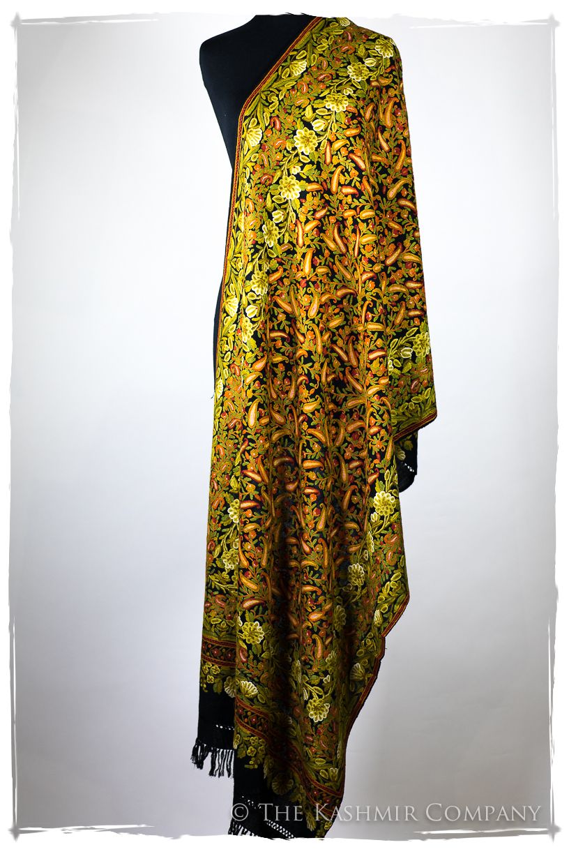 Jardin du reine Italienne Paisley Antiquaires Shawl
