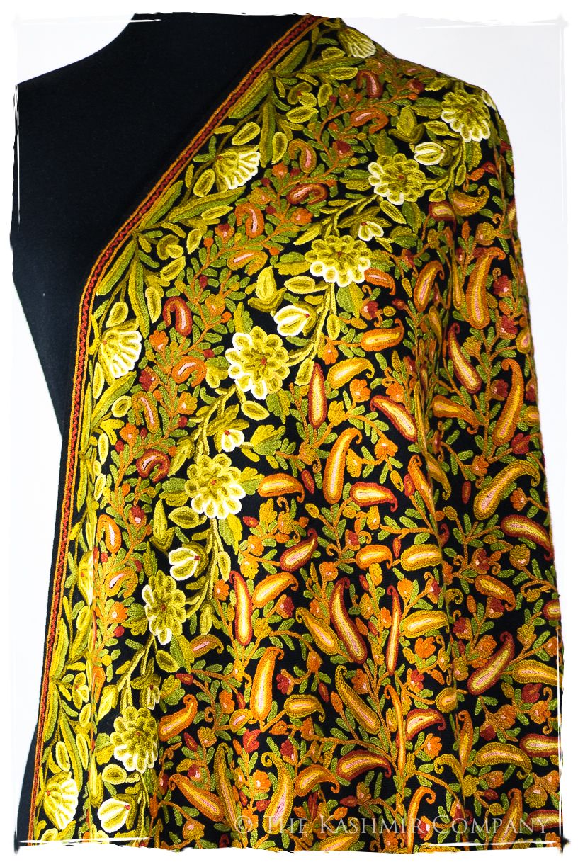Jardin du reine Italienne Paisley Antiquaires Shawl