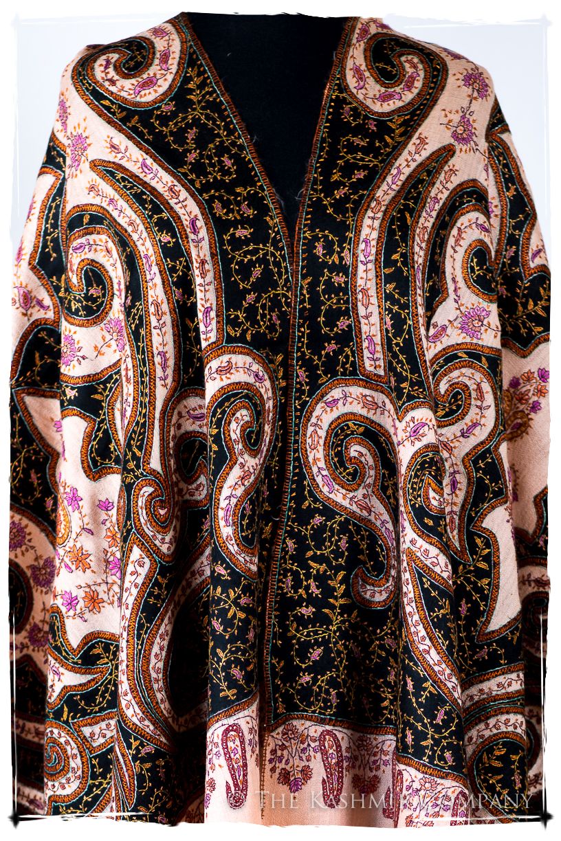 The Mona Lisa Noir Rose Deux Shawl