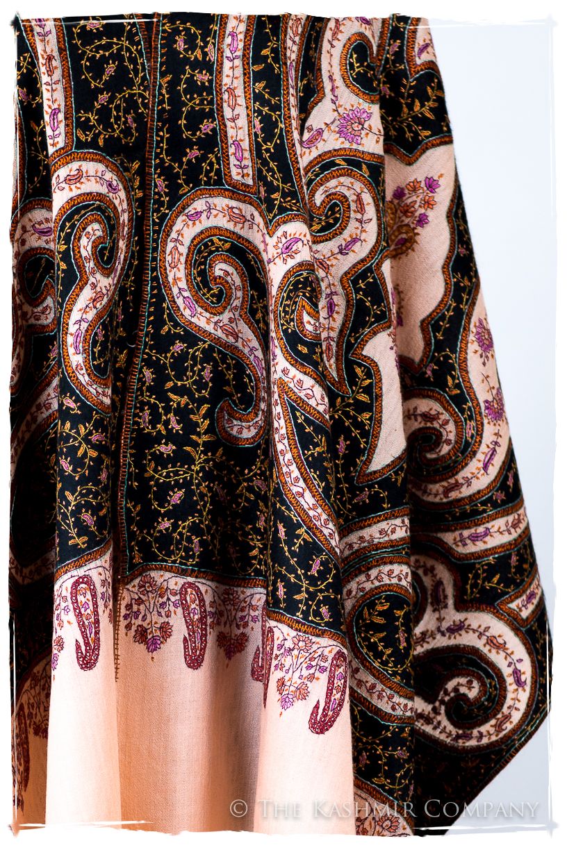The Mona Lisa Noir Rose Deux Shawl