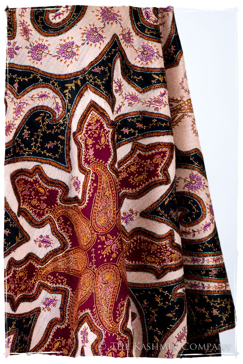 The Mona Lisa Noir Rose Deux Shawl