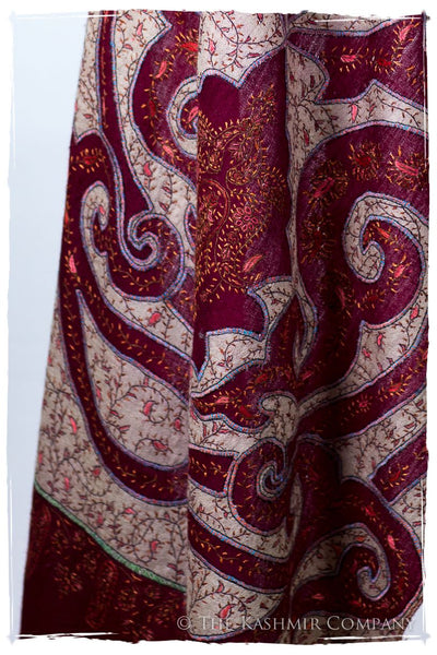 The Mona Lisa Napa Bordeaux Deux Shawl