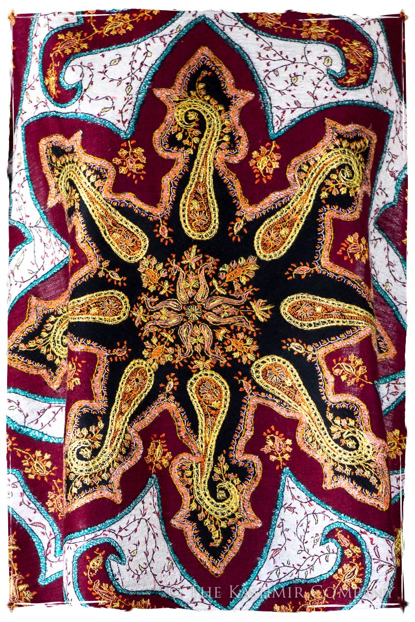 The Mona Lisa Bordeaux Aspen Gold Blanc Deux Shawl