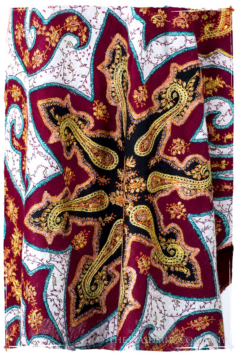 The Mona Lisa Bordeaux Aspen Gold Blanc Deux Shawl