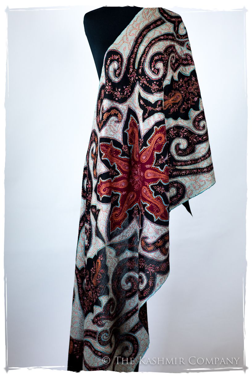 The Mona Lisa Bordeaux Noir Marina Deux Shawl
