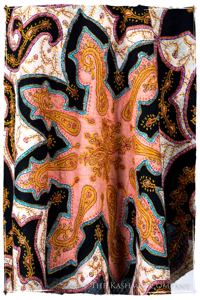 The Mona Lisa Noir Rose Gold Deux Shawl