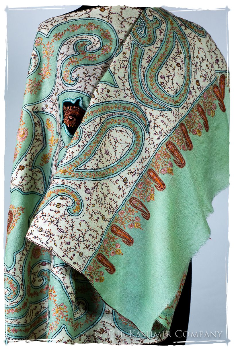 The Mona Lisa Noir Mediterranean Deux Shawl