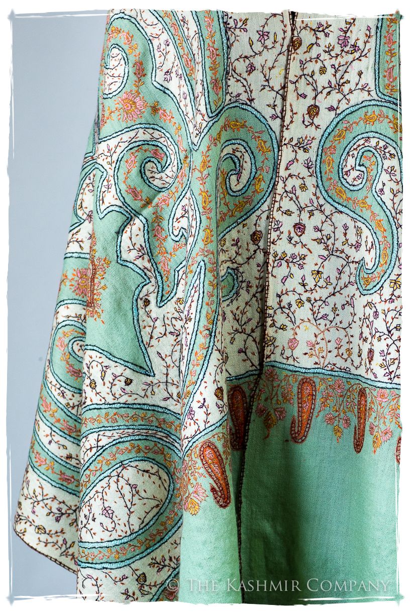 The Mona Lisa Noir Mediterranean Deux Shawl