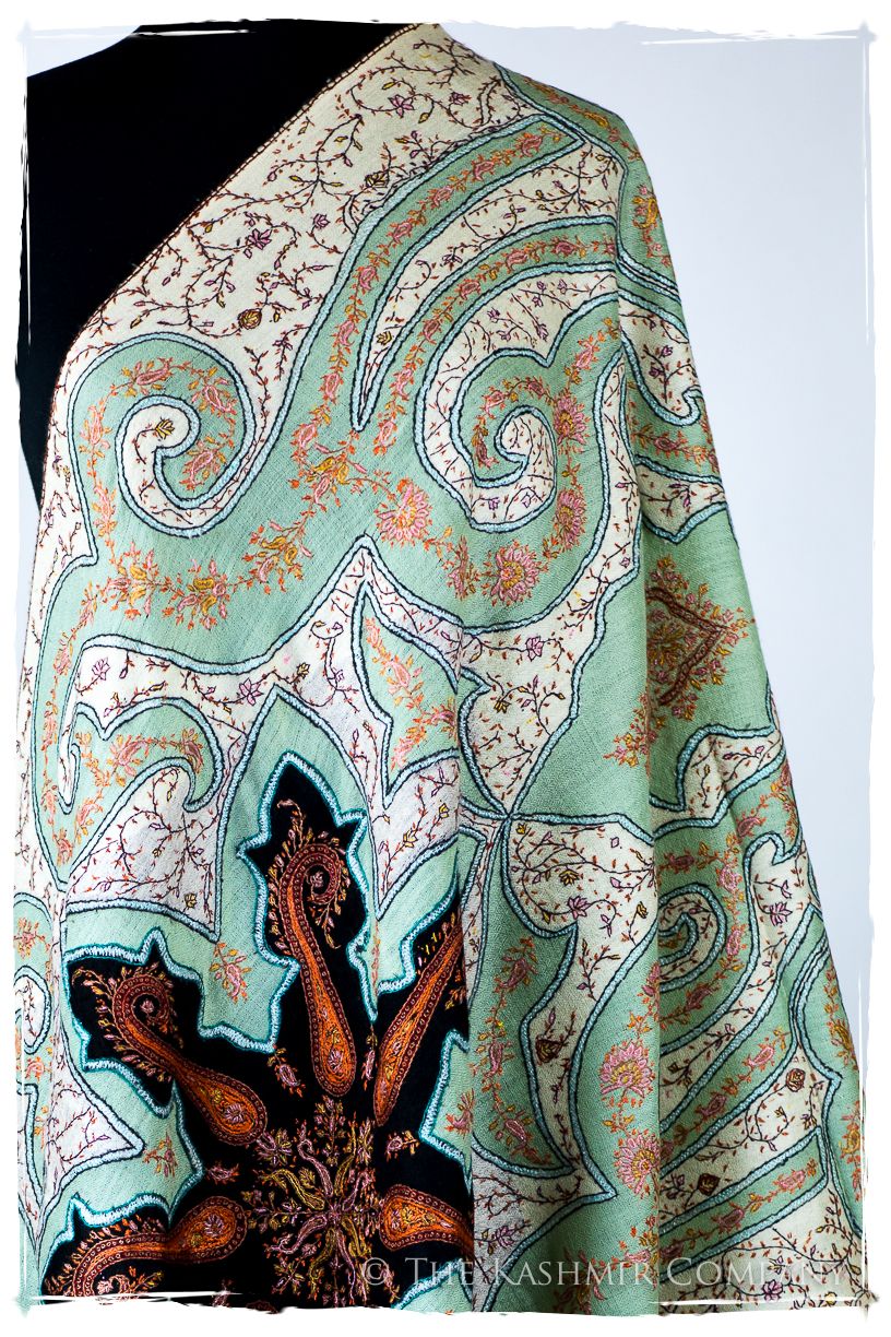 The Mona Lisa Noir Mediterranean Deux Shawl
