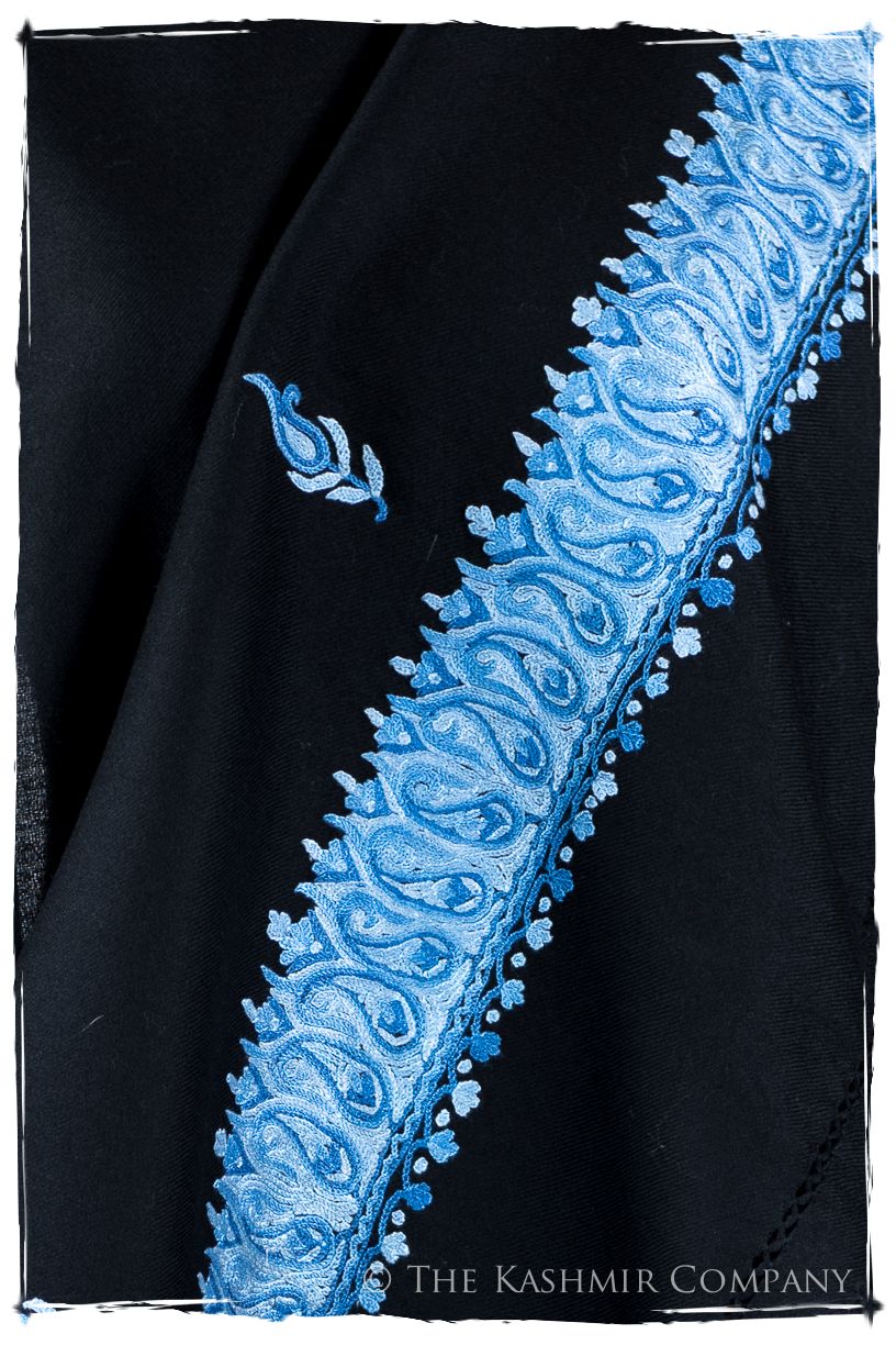 Araceli Frontières Paisley Gift Shawl