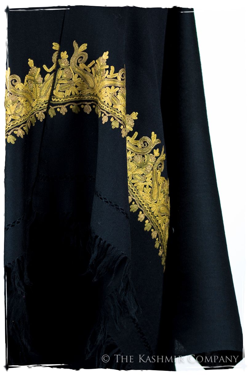 Aurora Frontières Paisley Gift Shawl