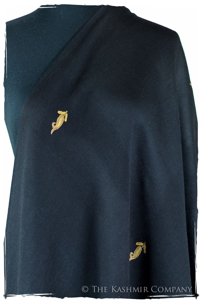 Aurora Frontières Paisley Gift Shawl
