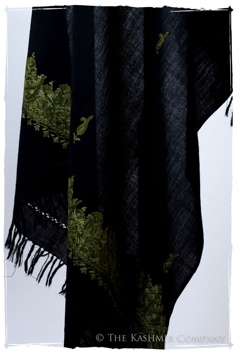 Concepción Frontières Paisley Gift Shawl