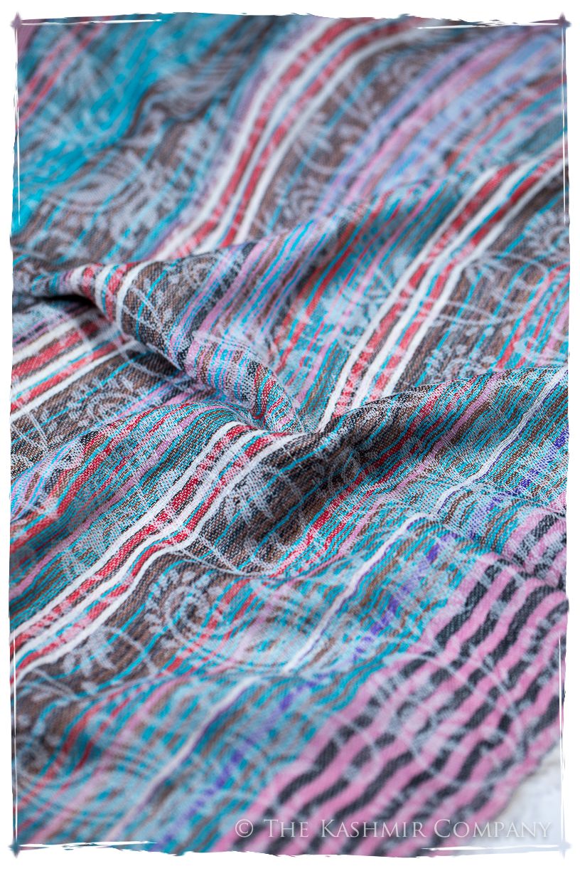 Liliana Champs de Paisley Ivory Kashmir Wool Scarf
