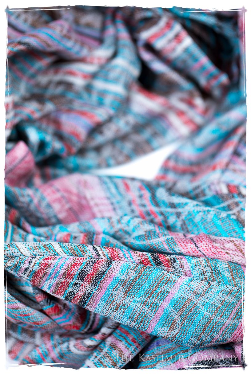 Liliana Champs de Paisley Ivory Kashmir Wool Scarf