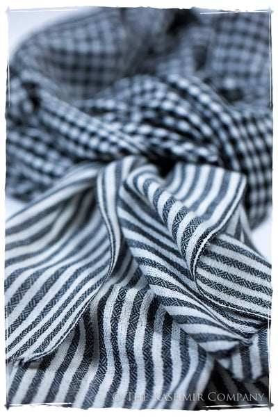 Carreaux Noir et Blanc Kashmir Wool Scarf