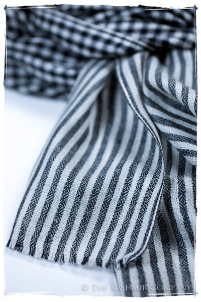 Carreaux Noir et Blanc Kashmir Wool Scarf