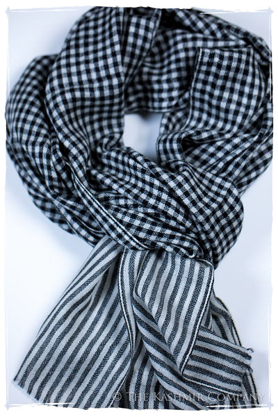 Carreaux Noir et Blanc Kashmir Wool Scarf