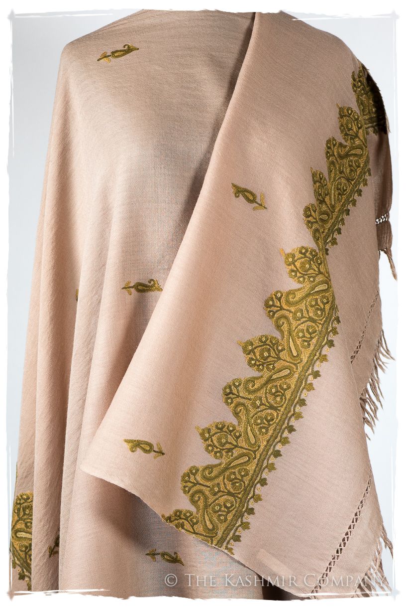 Angélique Frontières Paisley Gift Shawl