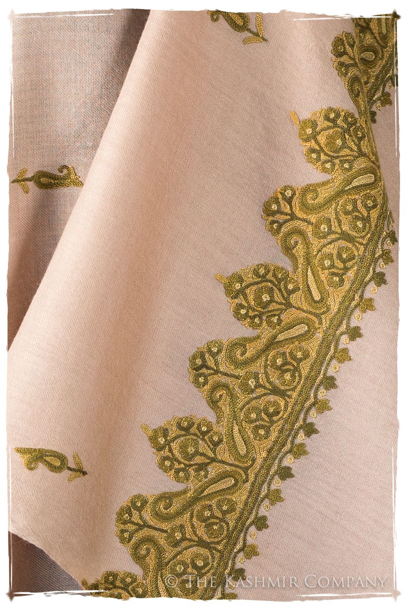 Angélique Frontières Paisley Gift Shawl
