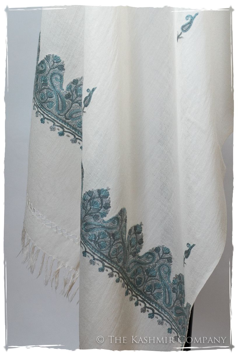 Barbé Frontières Paisley Gift Shawl