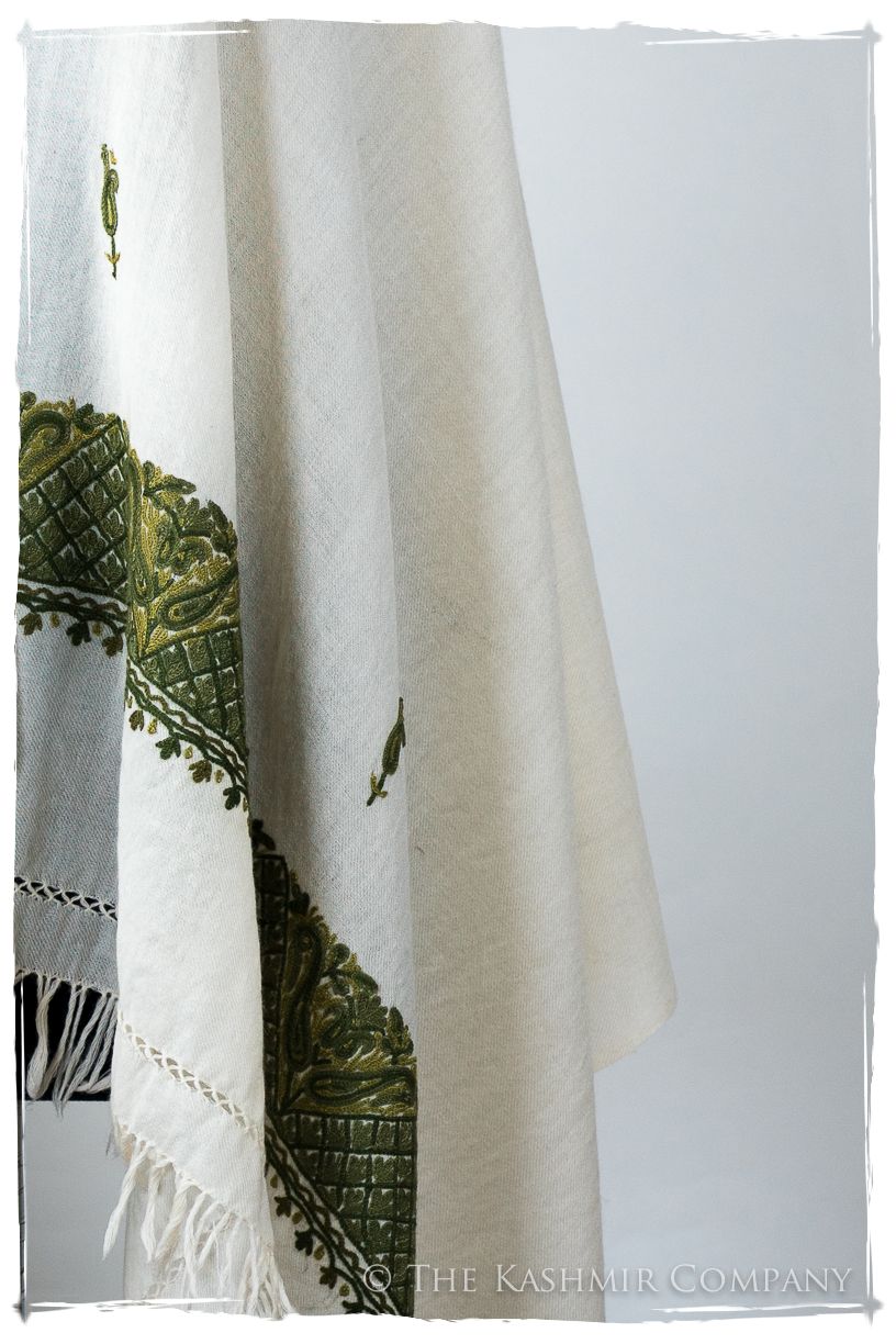 Clarissé Frontières Paisley Gift Shawl