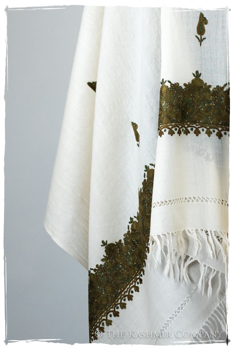 Clémencé Frontières Paisley Gift Shawl