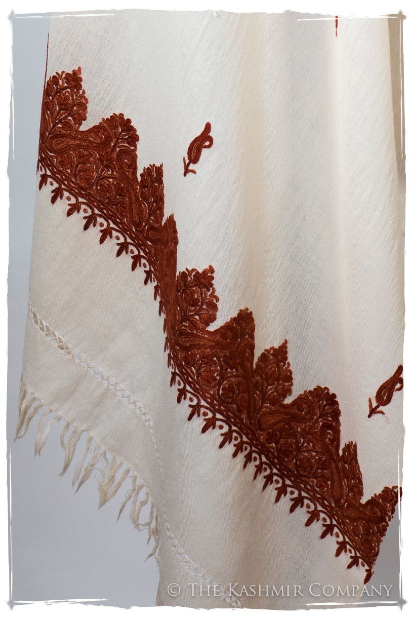 Delphiné Frontières Paisley Gift Shawl