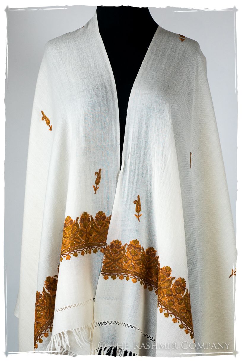Édith Frontières Paisley Gift Shawl