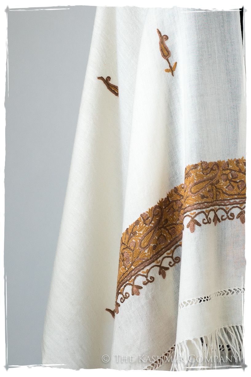 Ernéstine Frontières Paisley Gift Shawl