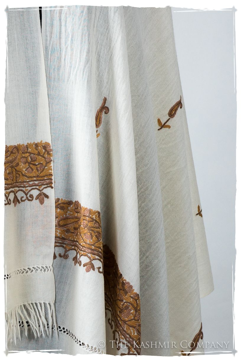 Ernéstine Frontières Paisley Gift Shawl