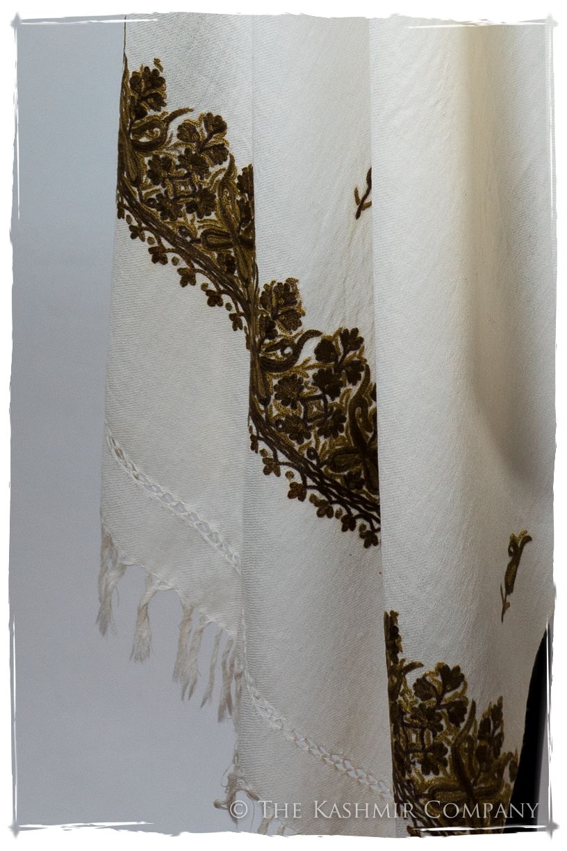 Eugénie Frontières Paisley Gift Shawl