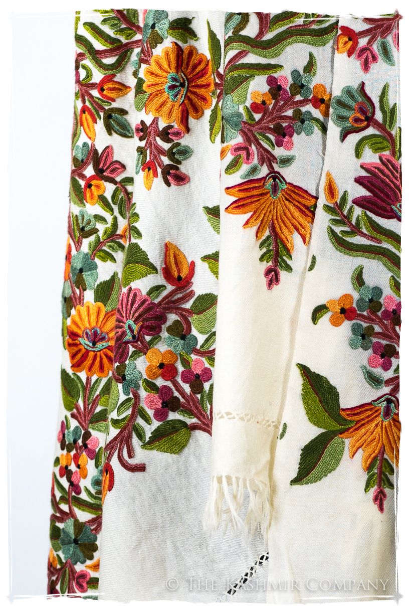 Amoureuse de Avéline Française Notre Dame Shawl