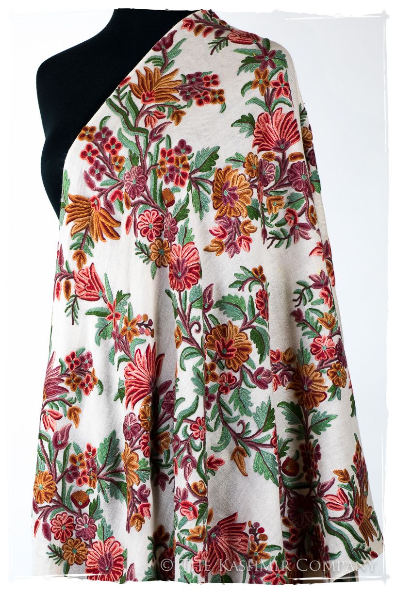 Amoureuse de Sylvié Française Notre Dame Shawl