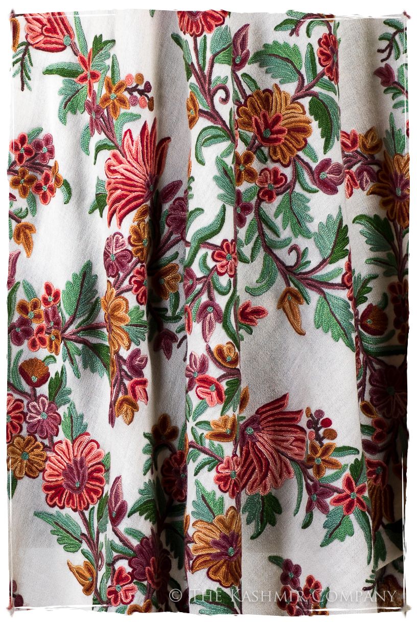 Amoureuse de Sylvié Française Notre Dame Shawl