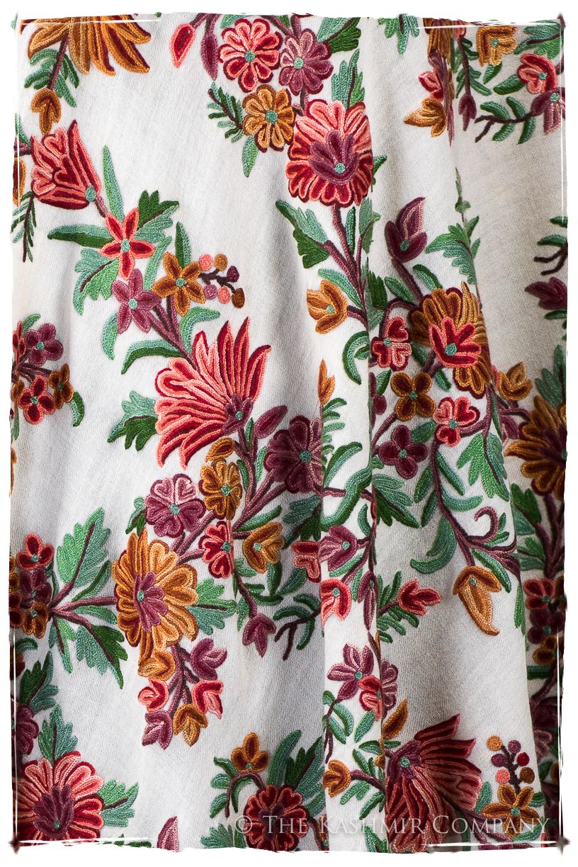 Amoureuse de Sylvié Française Notre Dame Shawl