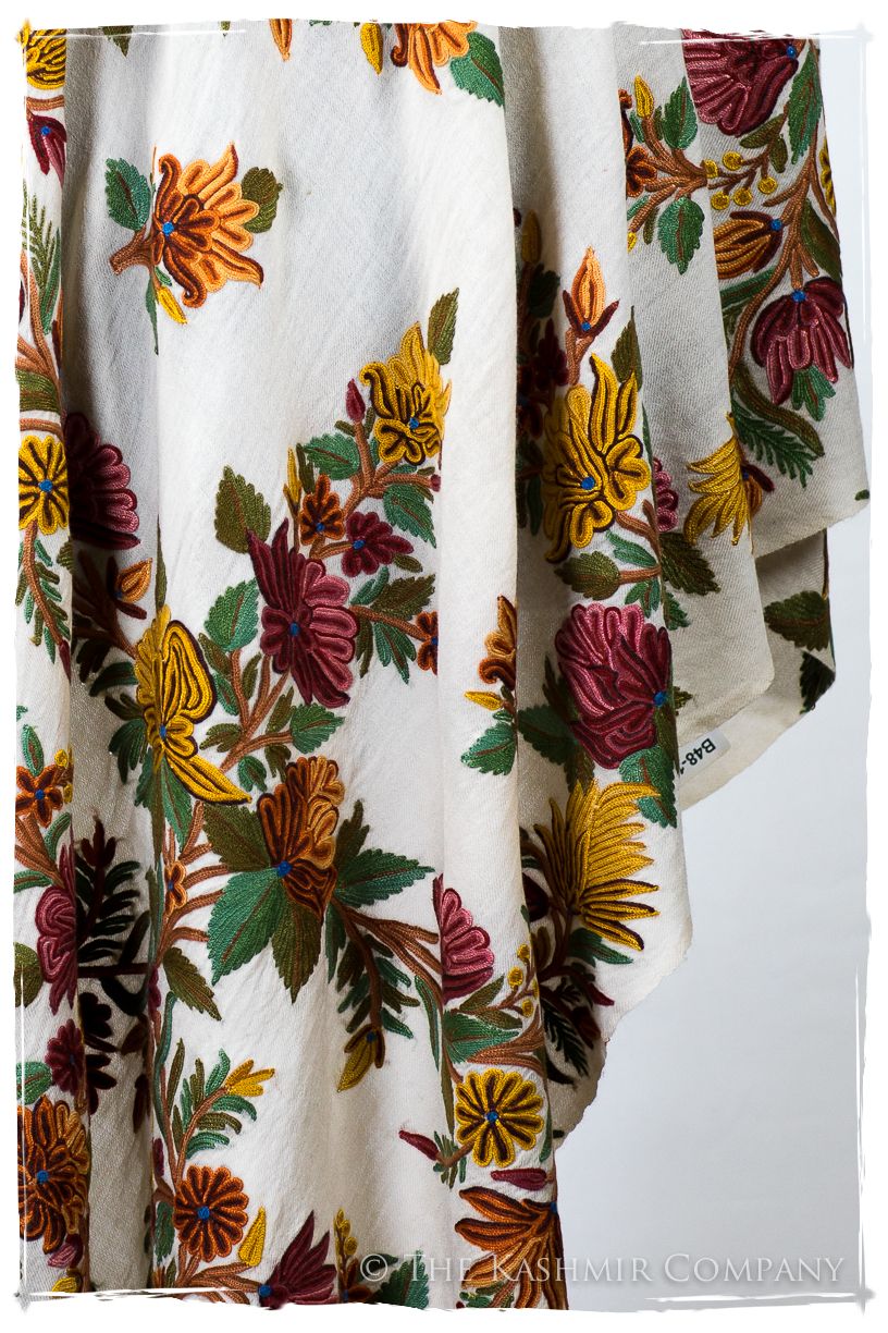 Amoureuse de Abriellé Française Notre Dame Shawl