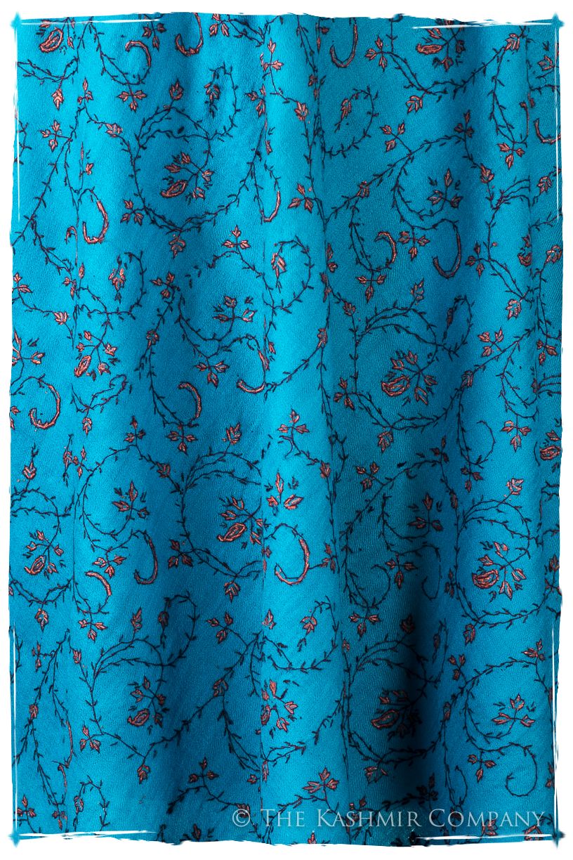 Abriélle de'Laine Sozni Orient Shawl