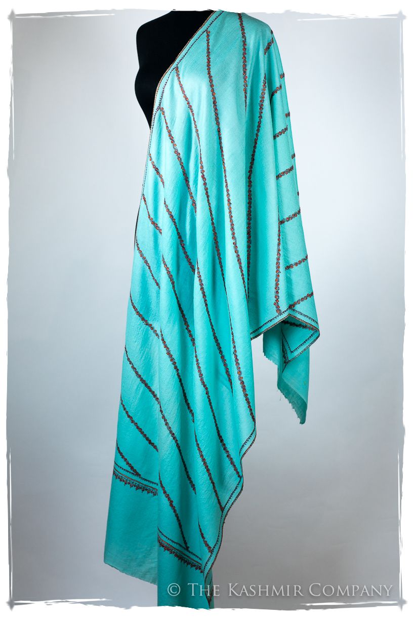 Adaliné de'Laine Sozni Orient Shawl