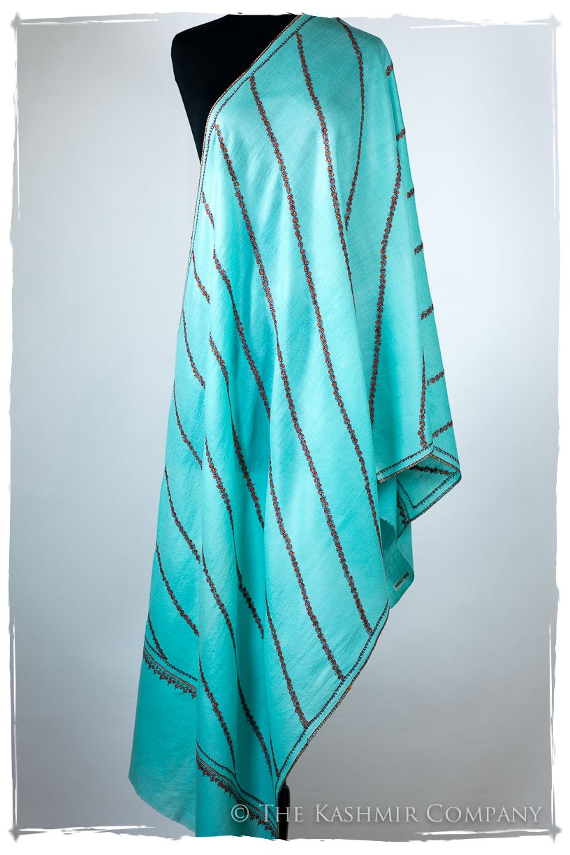 Adaliné de'Laine Sozni Orient Shawl