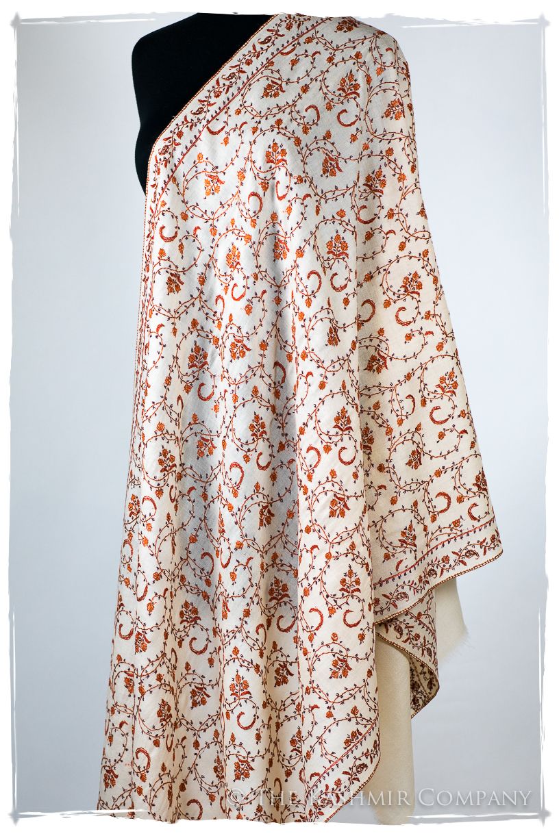 Aveliné de'Laine Sozni Orient Shawl
