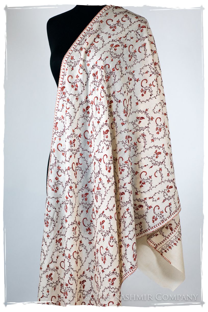 Avicé de'Laine Sozni Orient Shawl