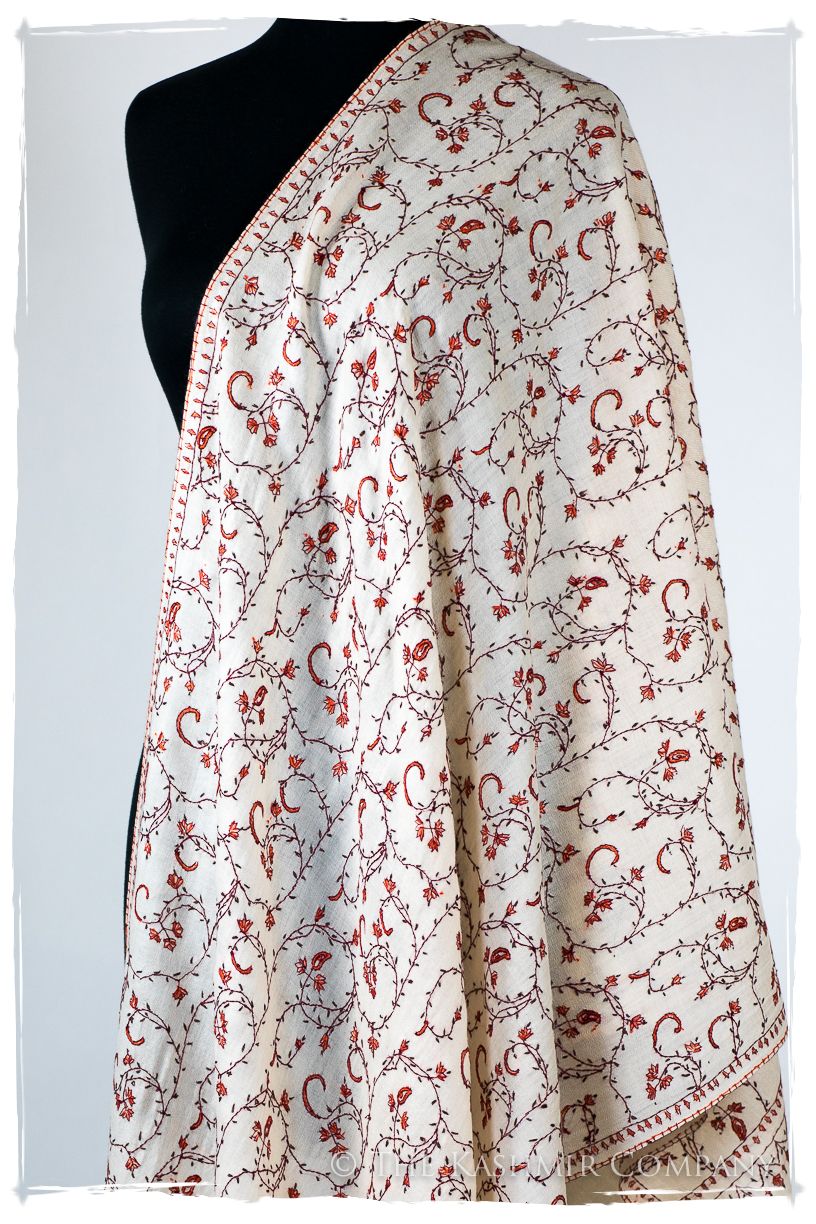 Avicé de'Laine Sozni Orient Shawl
