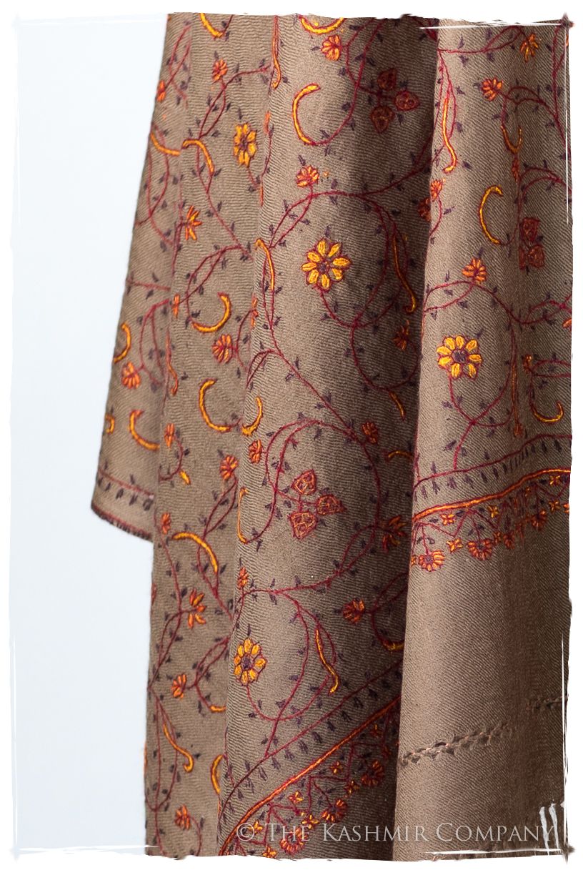 Benoité de'Laine Sozni Orient Shawl