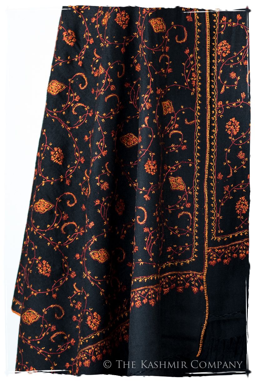 Camillé Abriellé de'Laine Sozni Orient Shawl